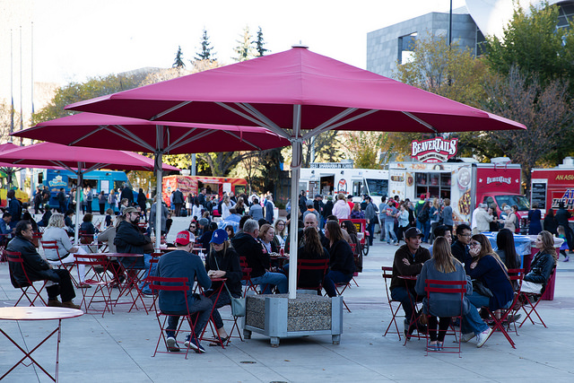 29978650095_235b00d375_z